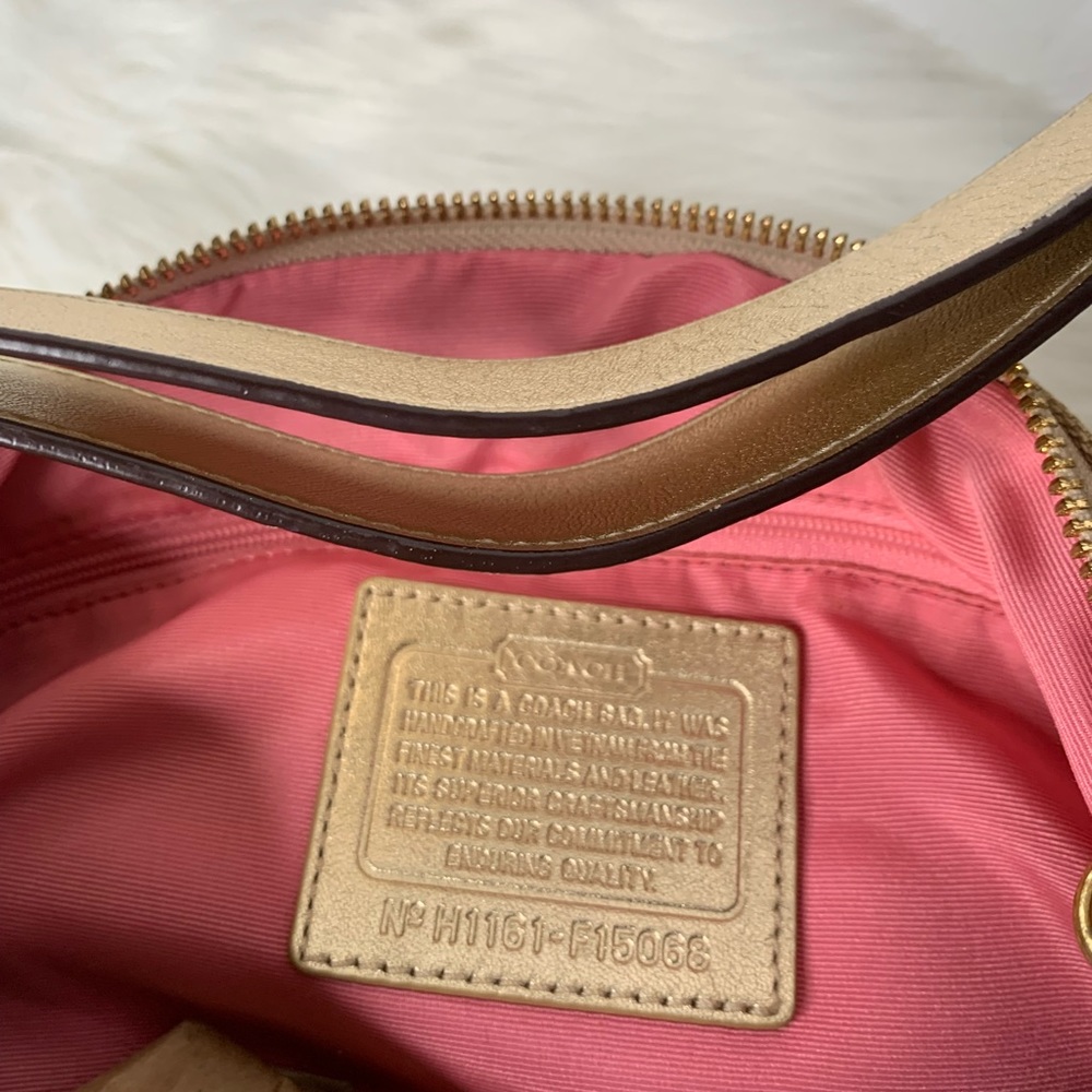Beautiful coach bag - Picture 5 of 11